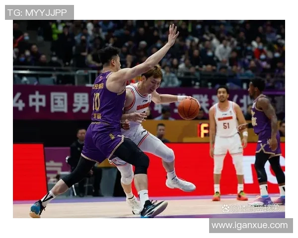 任骏飞领衔球队奋勇拼搏展现篮球魅力助力赛季目标实现 任骏飞领衔球队奋勇拼搏展现篮球魅力助力赛季目标实现