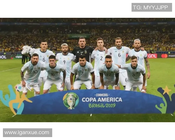 巴西与智利对决首发阵容分析及战术布局探讨