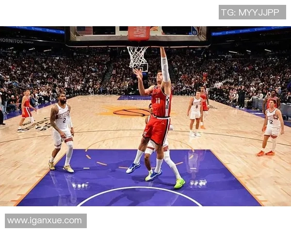 布鲁克洛佩斯:从NBA巨星到篮球战术的改变者与领袖 布鲁克洛佩斯:从NBA巨星到篮球战术的改变者与领袖