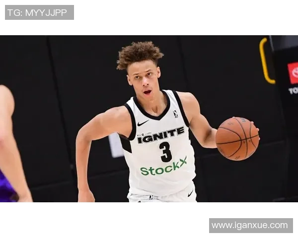 戴森丹尼尔斯的崛起之路:从青涩新秀到篮球明星的蜕变与挑战 戴森丹尼尔斯的崛起之路:从青涩新秀到篮球明星的蜕变与挑战