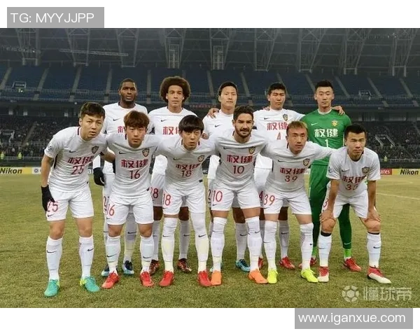 权健与上港巅峰对决前瞻分析双方战术与球员状态全解析 权健与上港巅峰对决前瞻分析双方战术与球员状态全解析