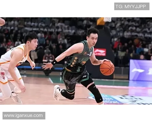 赵继伟：从青涩新星到篮球赛场的领军人物，如何书写自己的传奇篇章